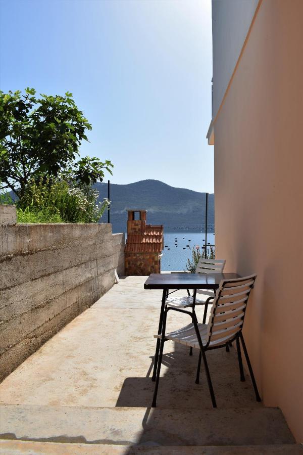 Apartments By The Sea Kabli, Peljesac - 10225 Brijesta Esterno foto